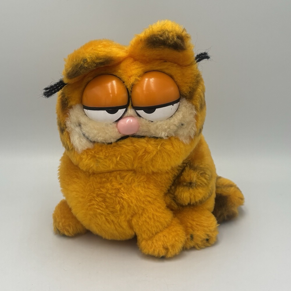 Vintage 1981 Dakin Garfield Plush 7” Sitting Orange Cat Stuffed Animal Toy
